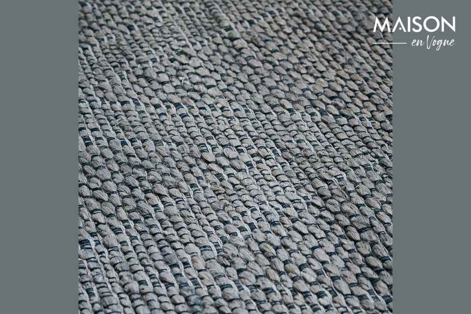 Una alfombra siempre aporta algo más a una habitación de la casa: un toque decorativo