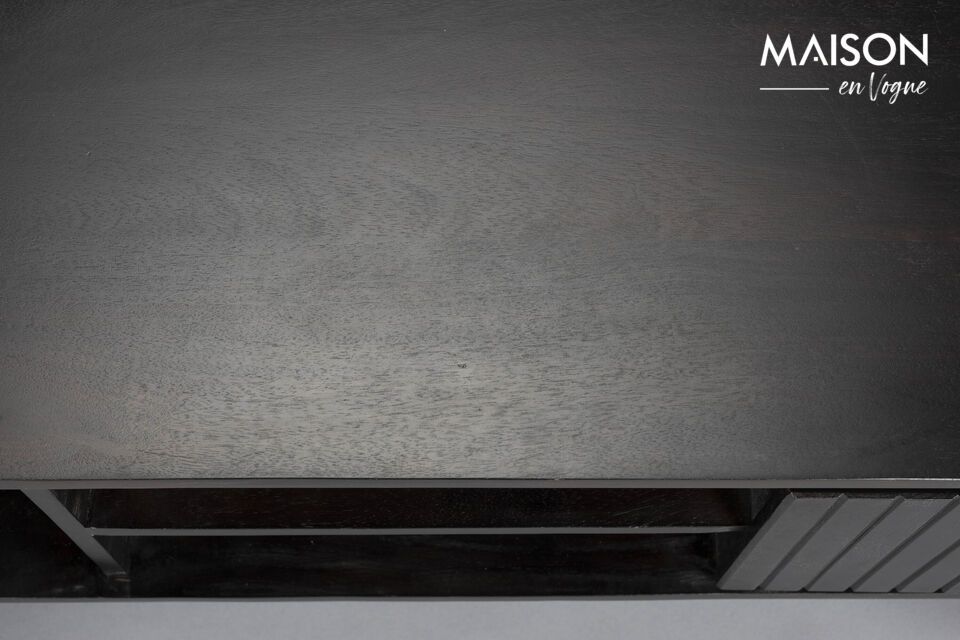 El aparador Kenji de madera de mango marrón encarna la cruda elegancia de una pieza atemporal
