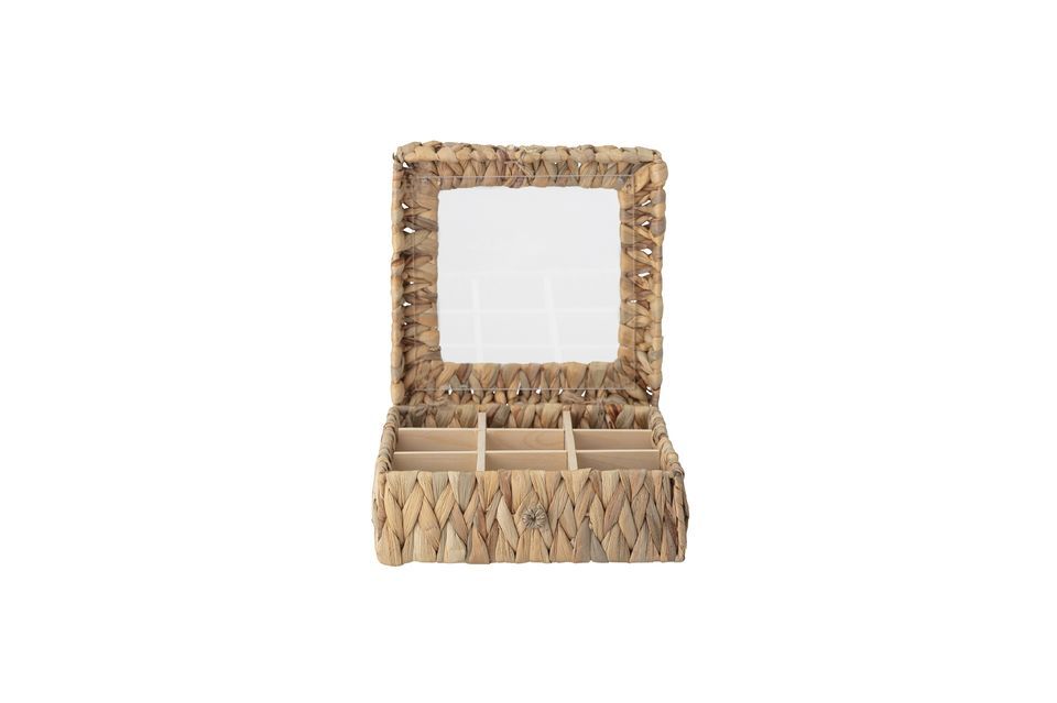 Caja de almacenamiento con tapa Iden Bloomingville