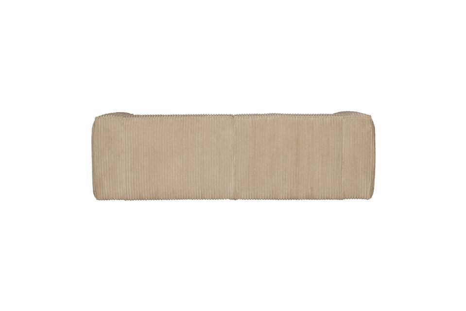 La amplia funda de tela acanalada fabricada en poliéster 100% proporciona una cómoda posición de
