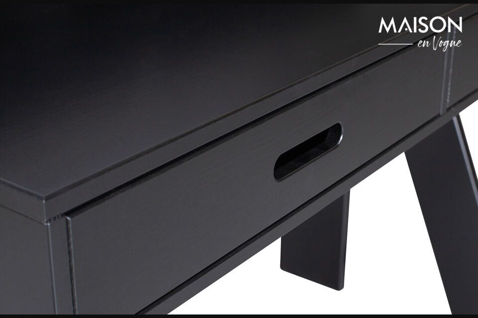 El escritorio Connect tiene un acabado en negro que le permite combinar con muchos estilos de