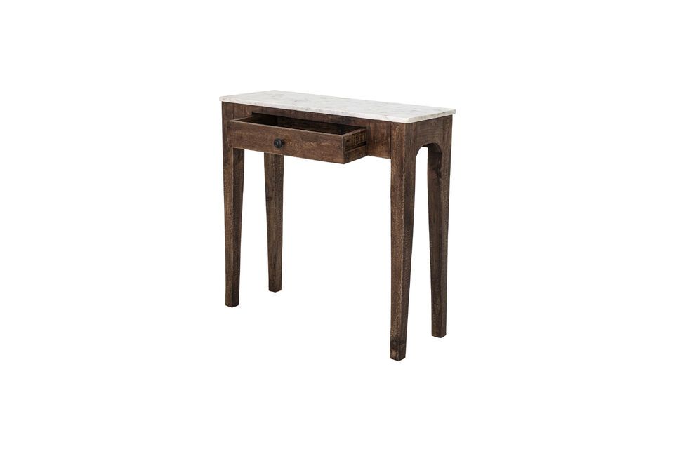 Fabricada en madera de mango 100?% certificada FSC® en un tono marrón cálido