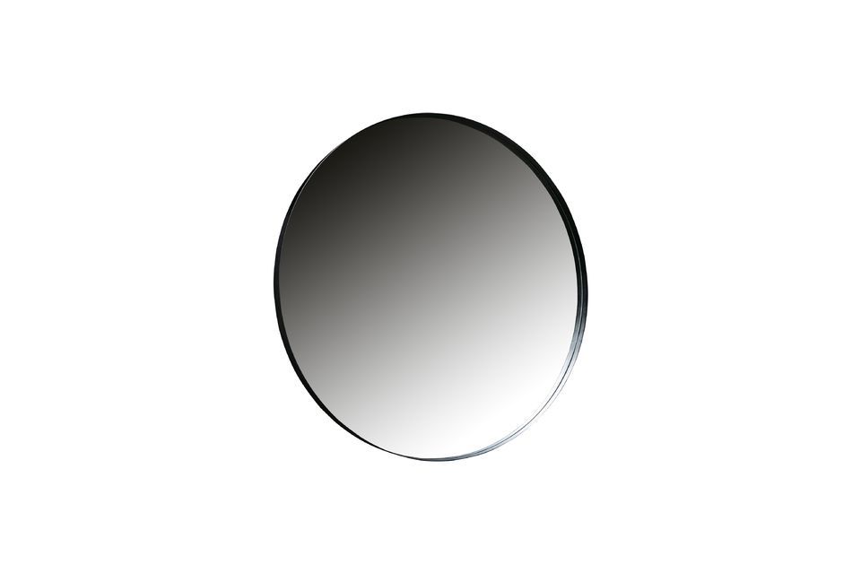 Este espacioso espejo proviene de la marca holandesa WOOOD