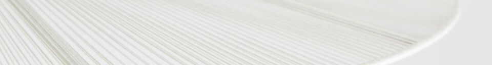 Descriptivo Materiales  Gran lámpara colgante de hierro beige Belle Pendant