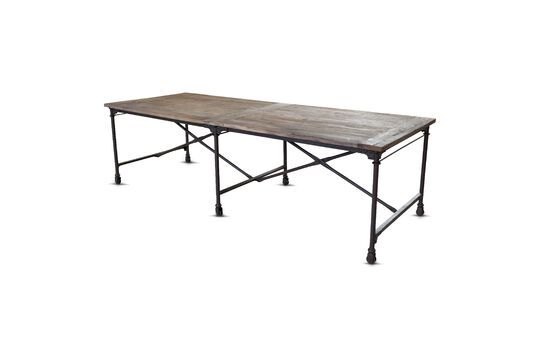 Gran mesa de comedor de madera clara Clipped