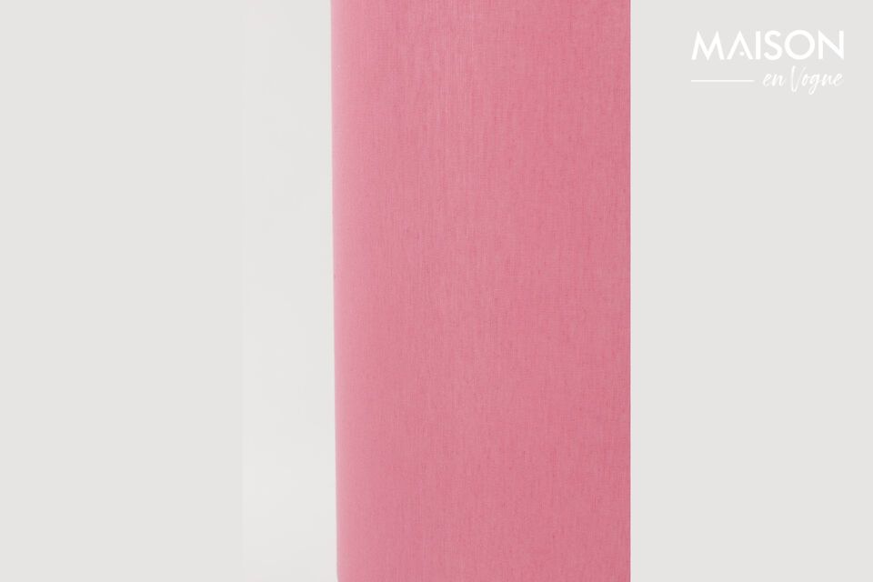Imagínatela entronizada en una habitación de colores pastel