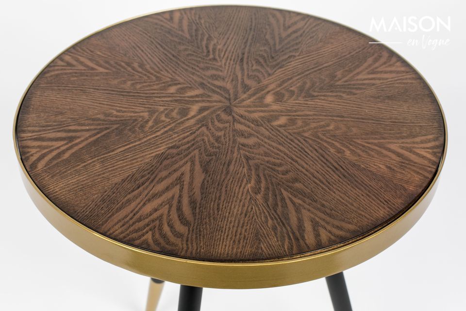 Una mesa sofisticada para un interior refinado