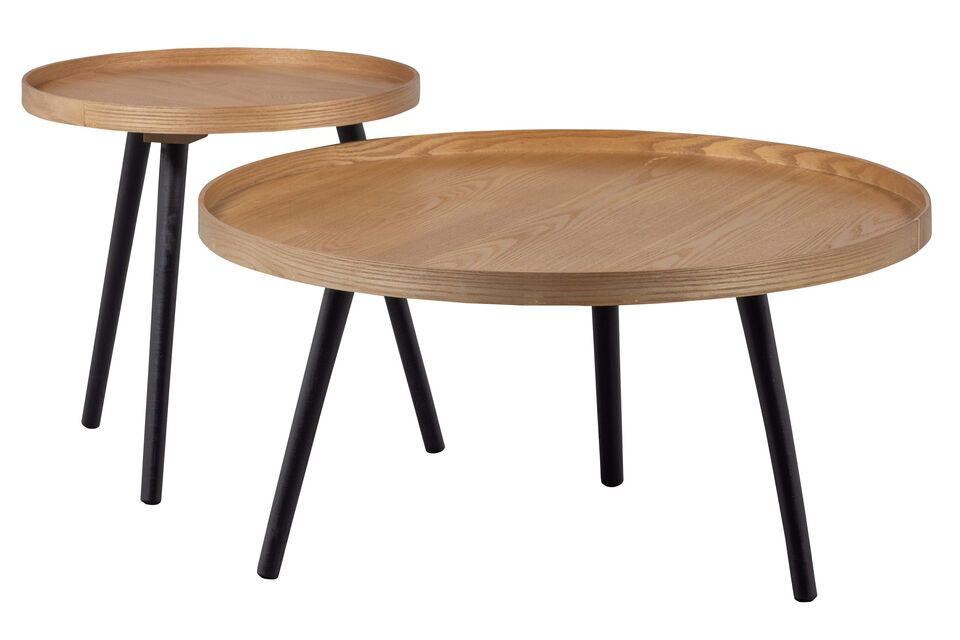 ¿Una mesa auxiliar le daría el toque final a su hogar? El modelo Mesa del diseñador WOOD es el