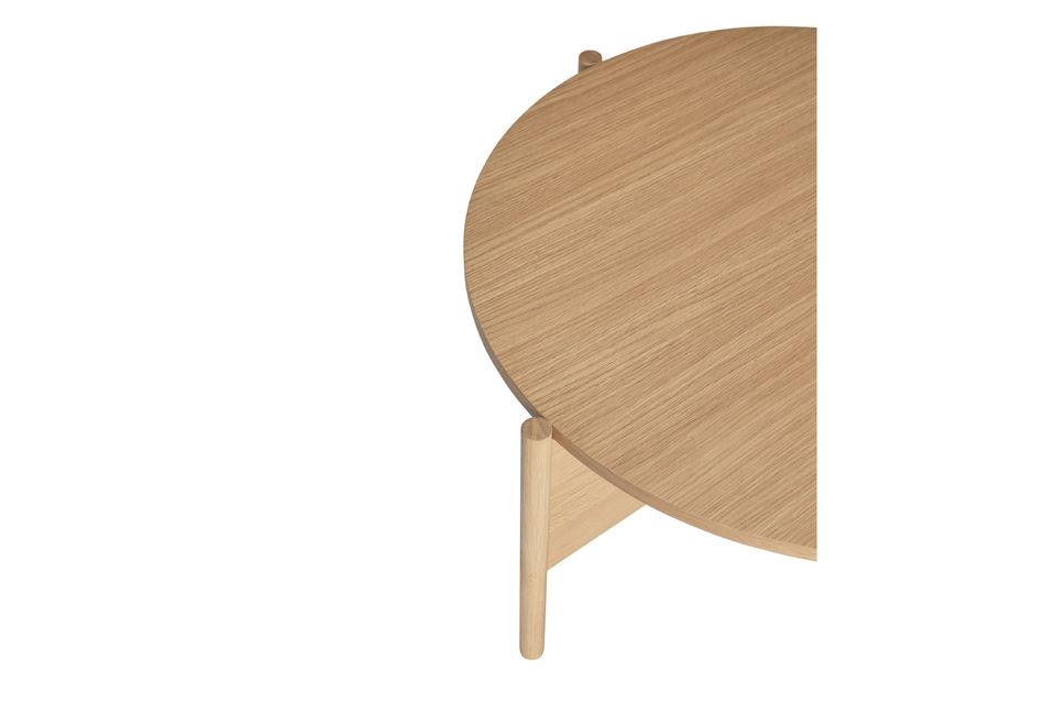 Mesa de madera sencilla y moderna