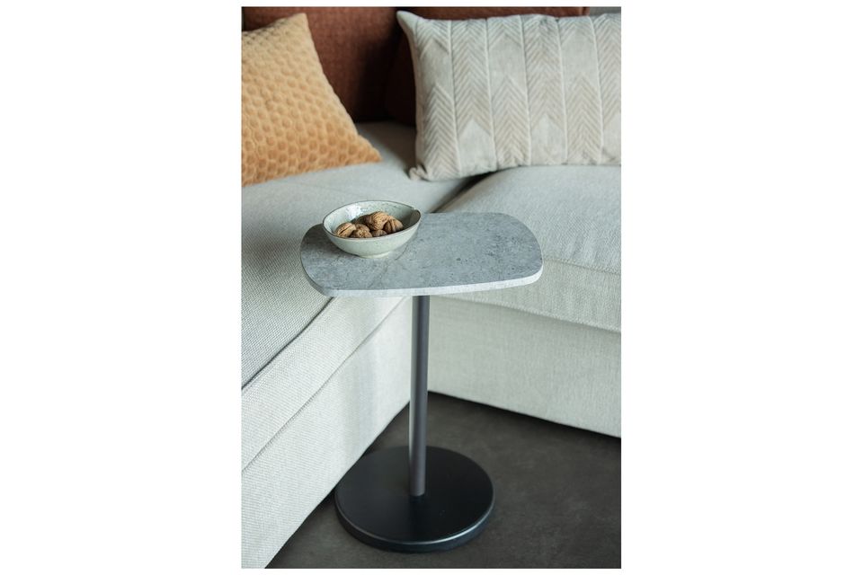 Mesa de centro de mármol gris Fola, para un toque de elegancia
