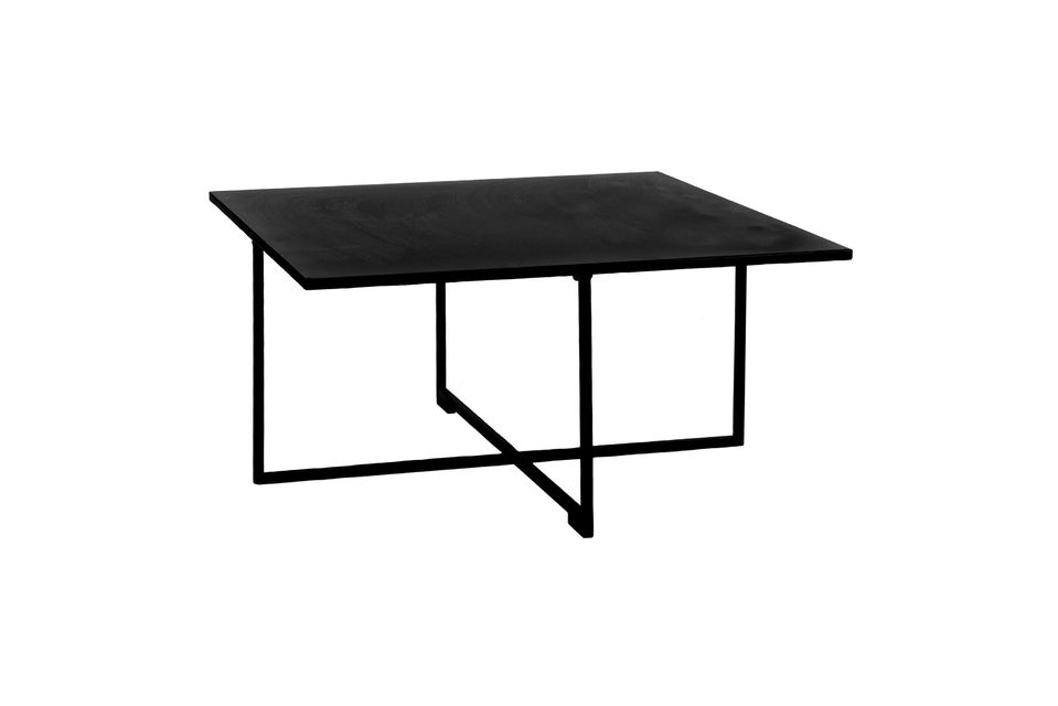 Esta mesa de café tiene una superficie de 70 cm cuadrados y una altura de 35 cm