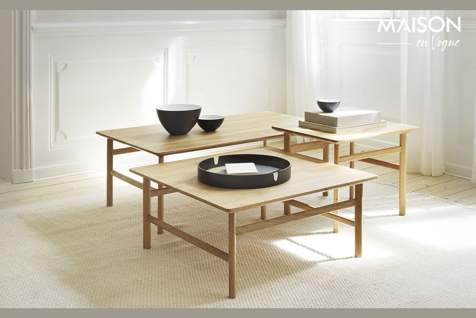 Su color roble natural la convierte en una mesa realmente ideal para estancias modernas