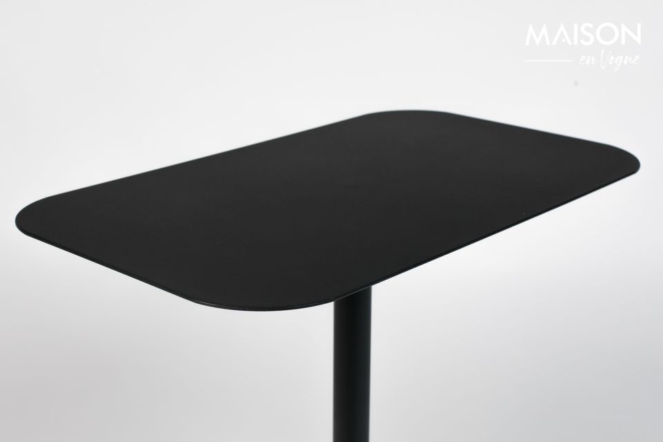 Una elegante mesa rectangular