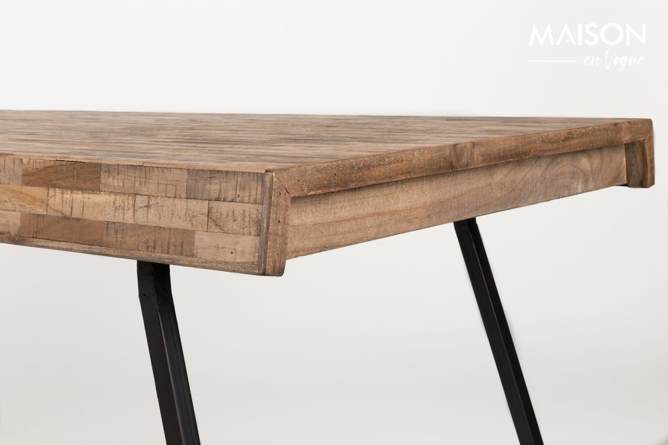 White Table Living ha creado la mesa Suri de 180x90 cm: un mueble de diseño minimalista