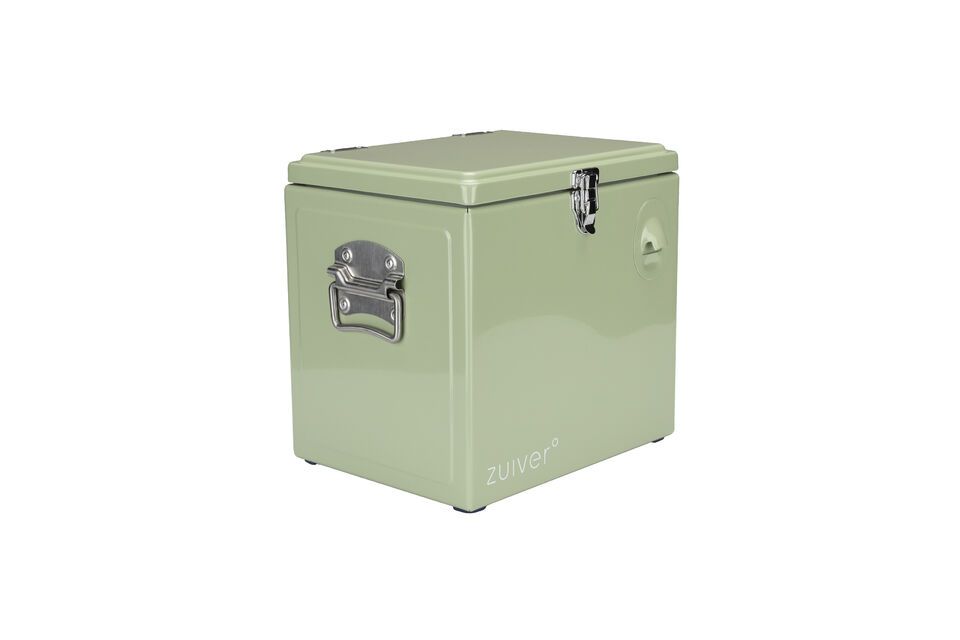 Imagínate llenar esta caja con cubitos de hielo espumosos y tus bebidas favoritas del verano