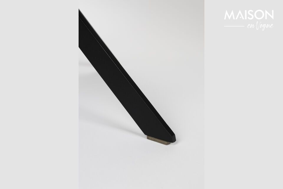 Su aspecto elegante recuerda las líneas limpias del diseño escandinavo