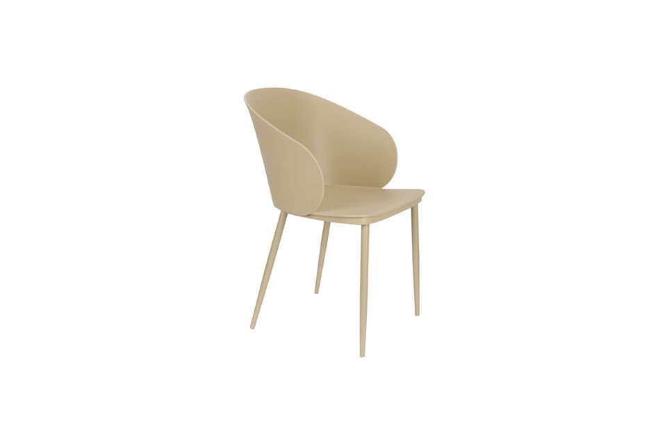 La silla Gigi de acero blanco evoca una elegancia elegante y contemporánea