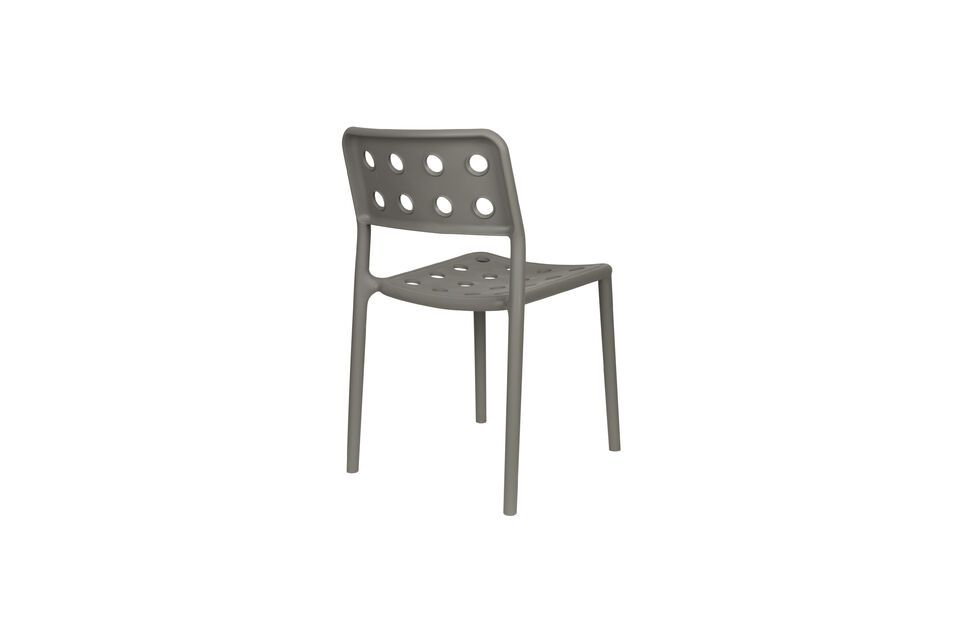 El discreto gris de su diseño proporciona el equilibrio perfecto
