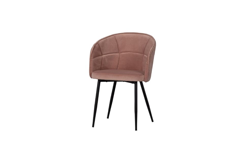 Elegante y acogedora, la silla de comedor Dusk mezcla el diseño contemporáneo con un aire retro