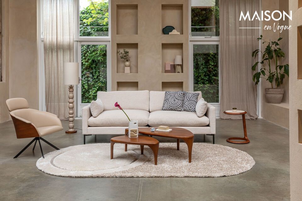 Sumérjase en el delicado mundo del sillón Frie de PU beige