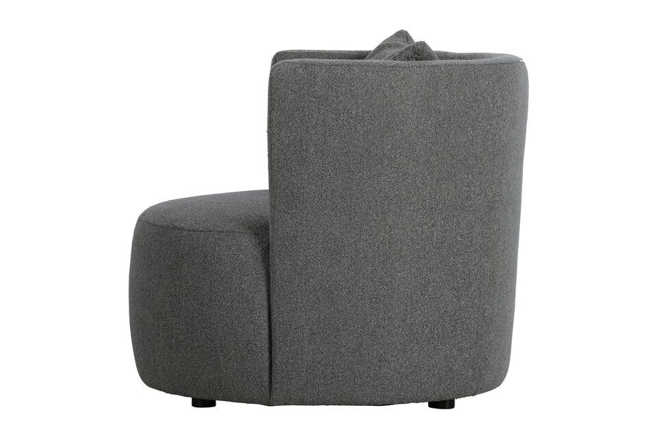 Con un firme confort de asiento, este sillón seguro que te impresionará