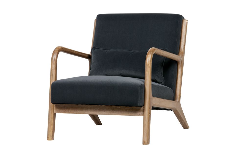 El sillón de terciopelo Mark de la marca de interiores WOOOD es un hermoso y esbelto sillón que se