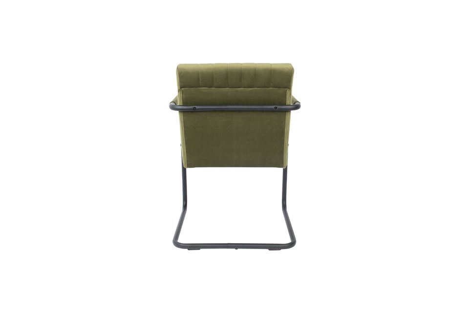 Ideal para un escritorio o una mesa de comedor