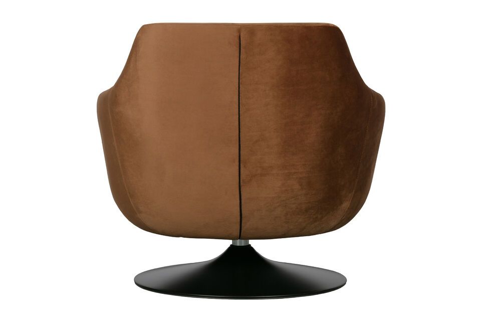 El diseño circular de este último aporta toda su modernidad a este sillón decididamente de