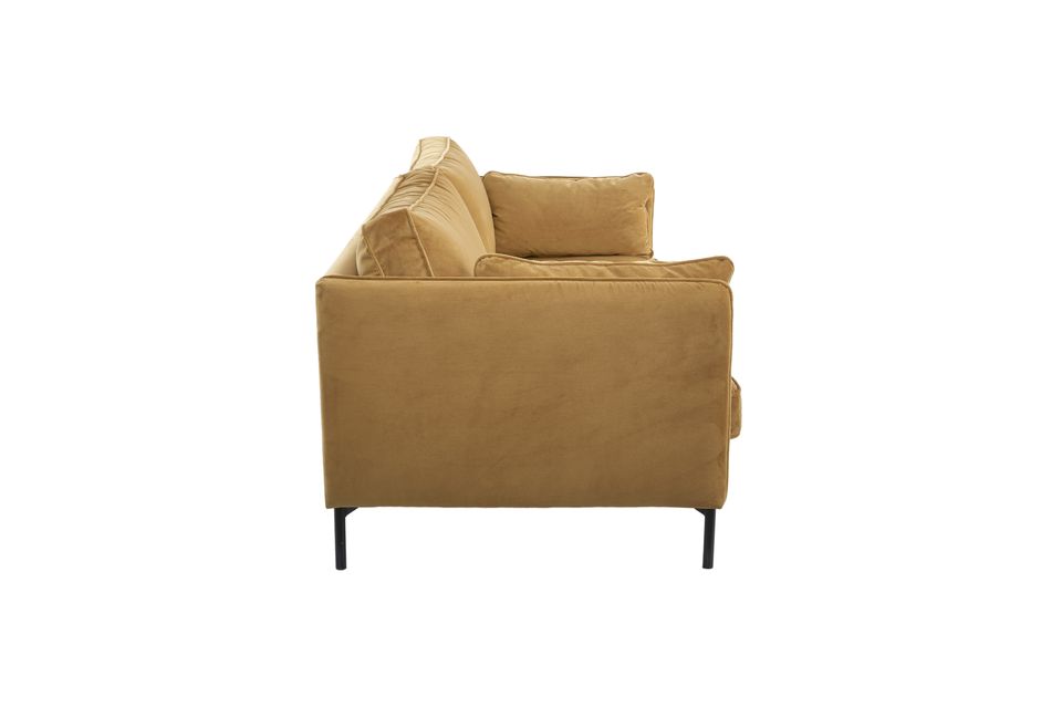 Este sofá de dos plazas está diseñado para un bienestar óptimo y le ofrece una acogida suave y