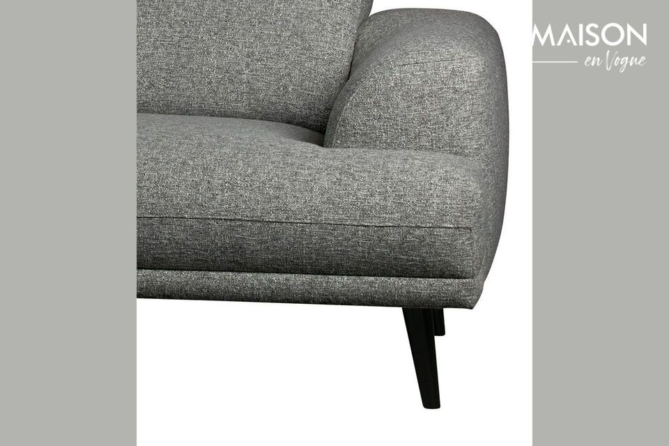 Fabricado con un tejido resistente, el sofá Brush es la elección perfecta para familias activas