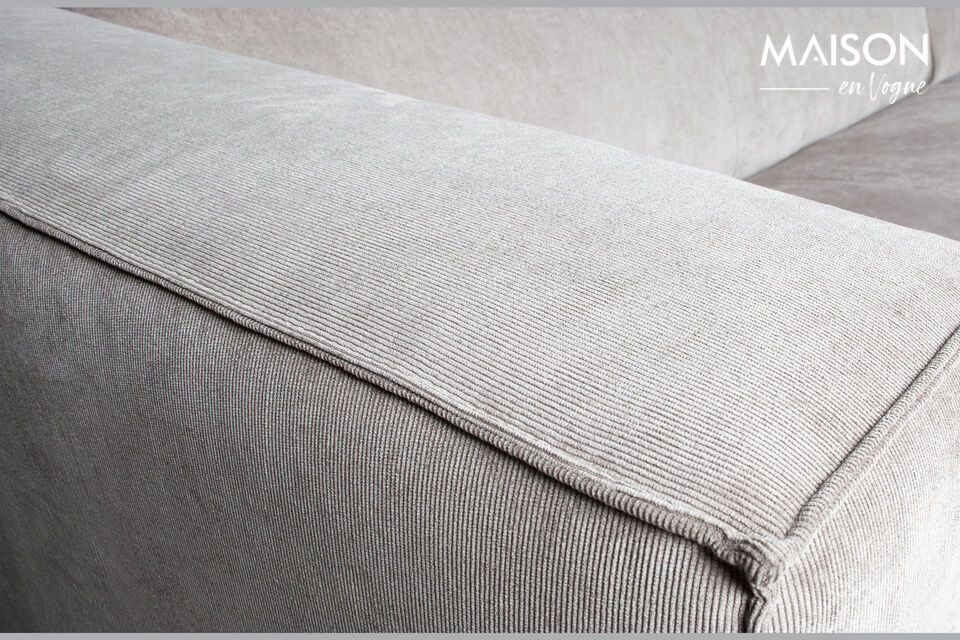 El sofá esquinero Lazy ofrece un diseño elegante y refinado que aportará un toque moderno a su