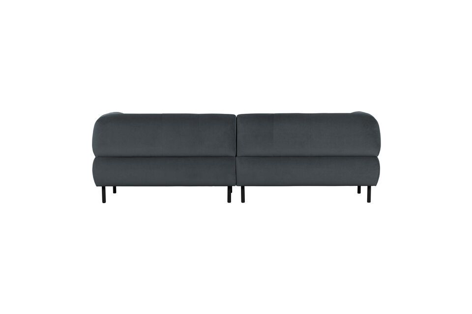Se caracteriza por sus líneas de sofá clásicas y limpias y hace de sus sofás una apuesta segura