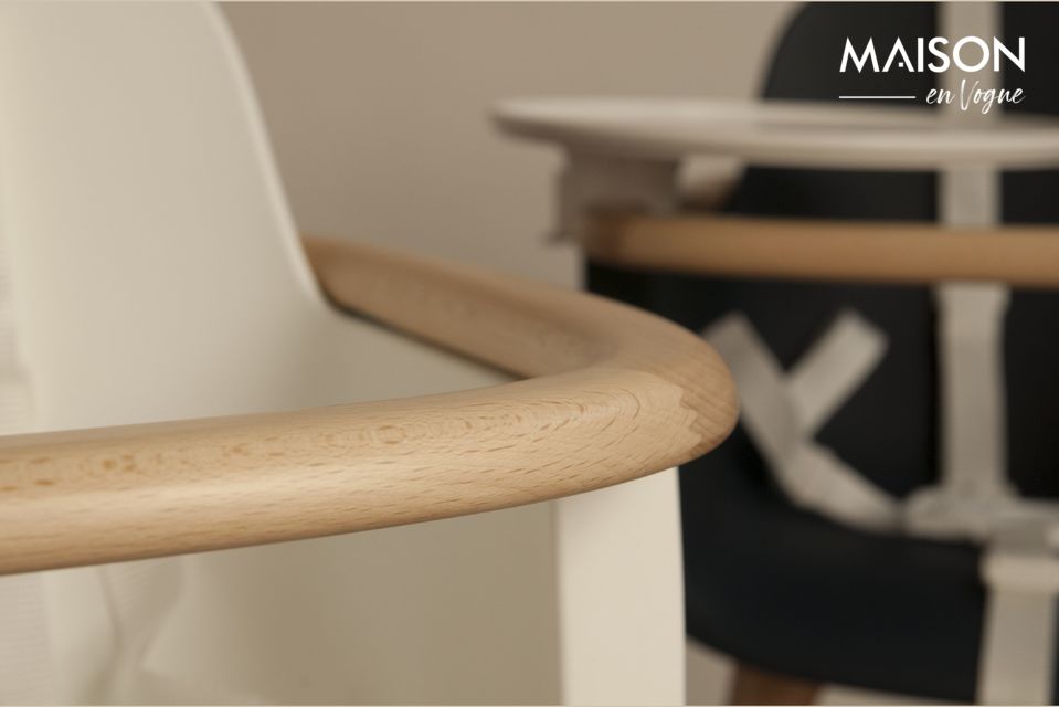 Silla alta para niños con un diseño elegante