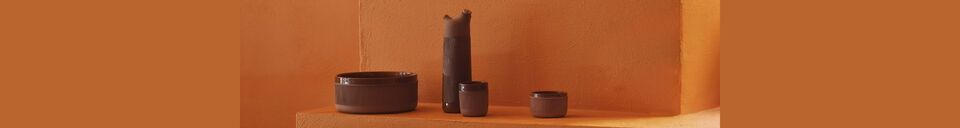 Descriptivo Materiales  Vinagrera de cerámica terracota Junto